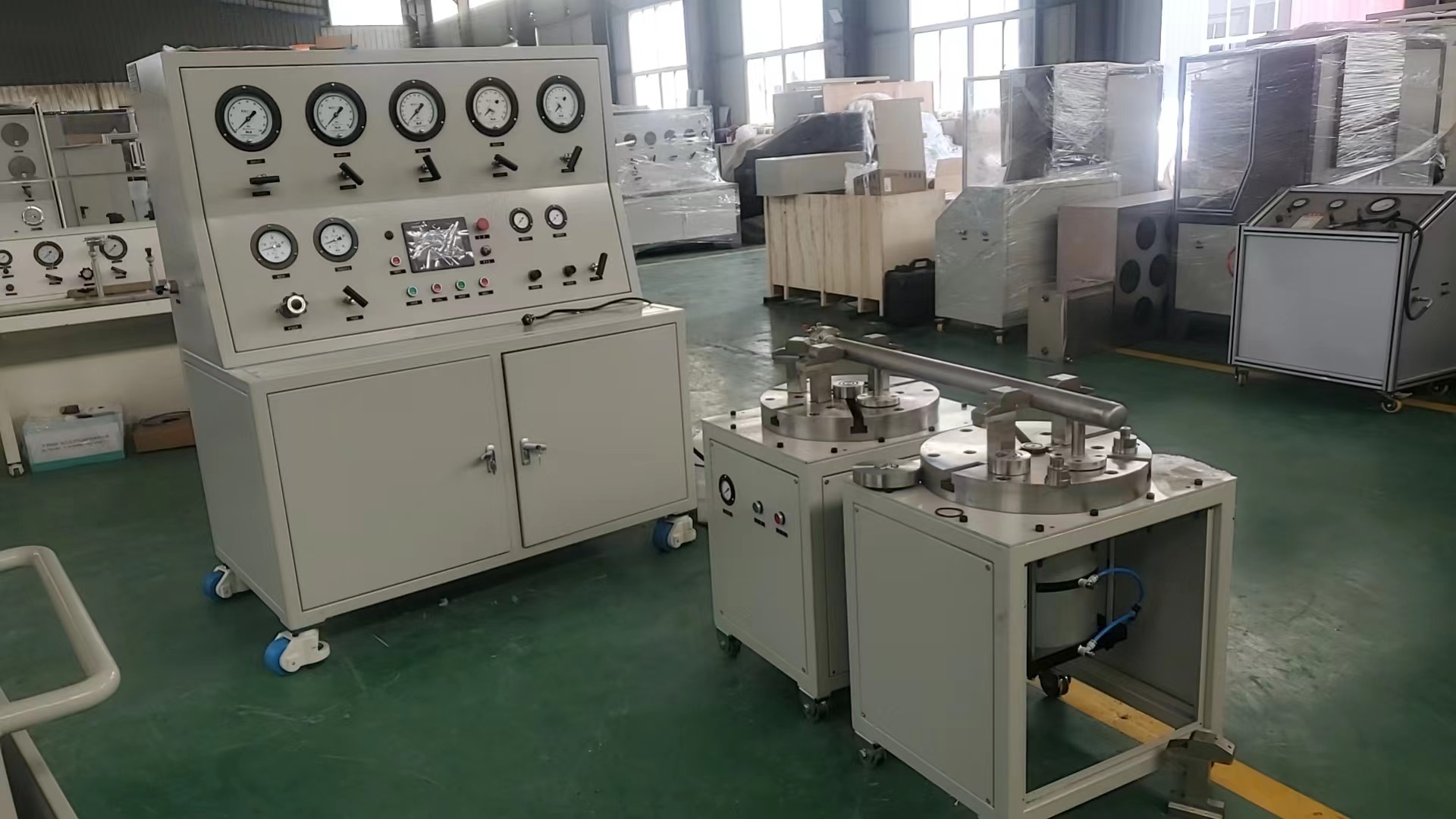 歐迪美特磁翻板液位計氣密性試驗臺